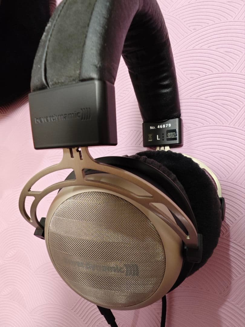 【中古品】beyerdynamic バイヤーダイナミック T1 2ndヘッドホン