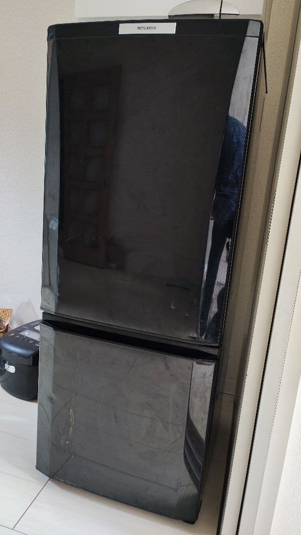 シ*ン様 三菱 冷蔵庫 2段棚付き 1-2人暮らし用 146L