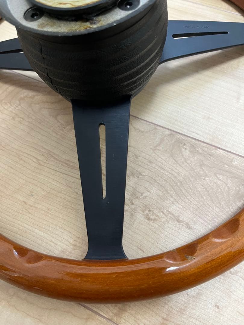 [希少]NARDI ナルディ　　　ハンドル