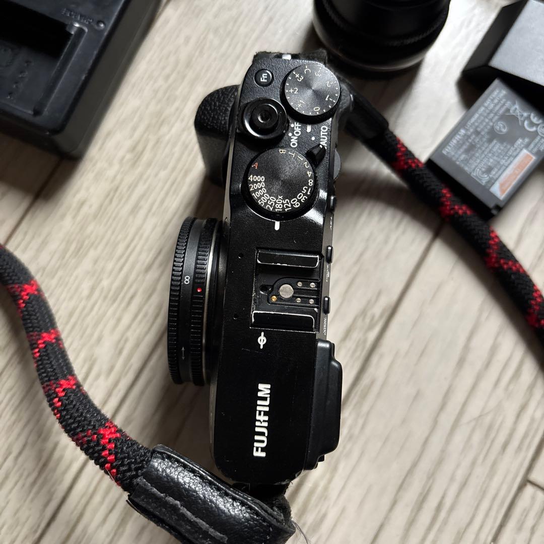 富士フィルム　XE-3 ブラック