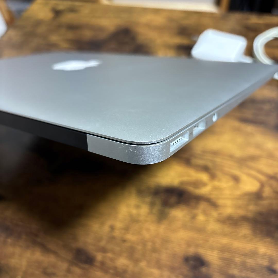 MacBook本体 MacBook air 13-inch 4GB 128GB