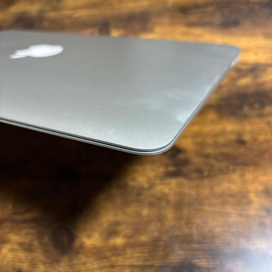 MacBook本体 MacBook air 13-inch 4GB 128GB