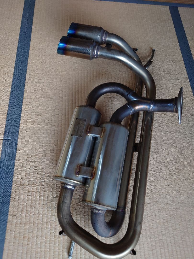 ロードスターRF用マフラー。Ｒマジック、サウンドチューンマフラー、チタン