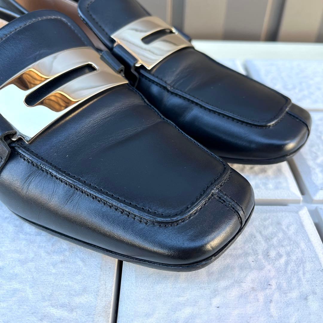 38 PELLICO ビット　ローファ　黒　フラット　ぺたんこ　24.5