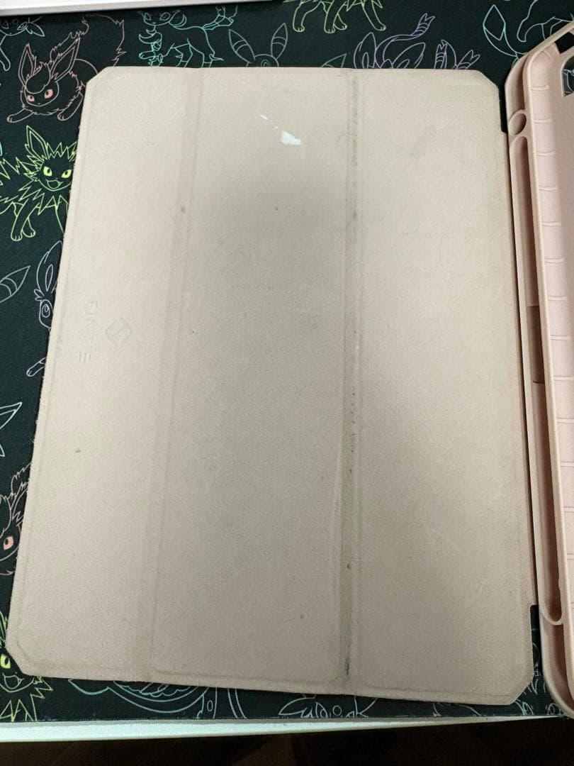 iPad 第6世代 ゴールド 32GB ケース付き