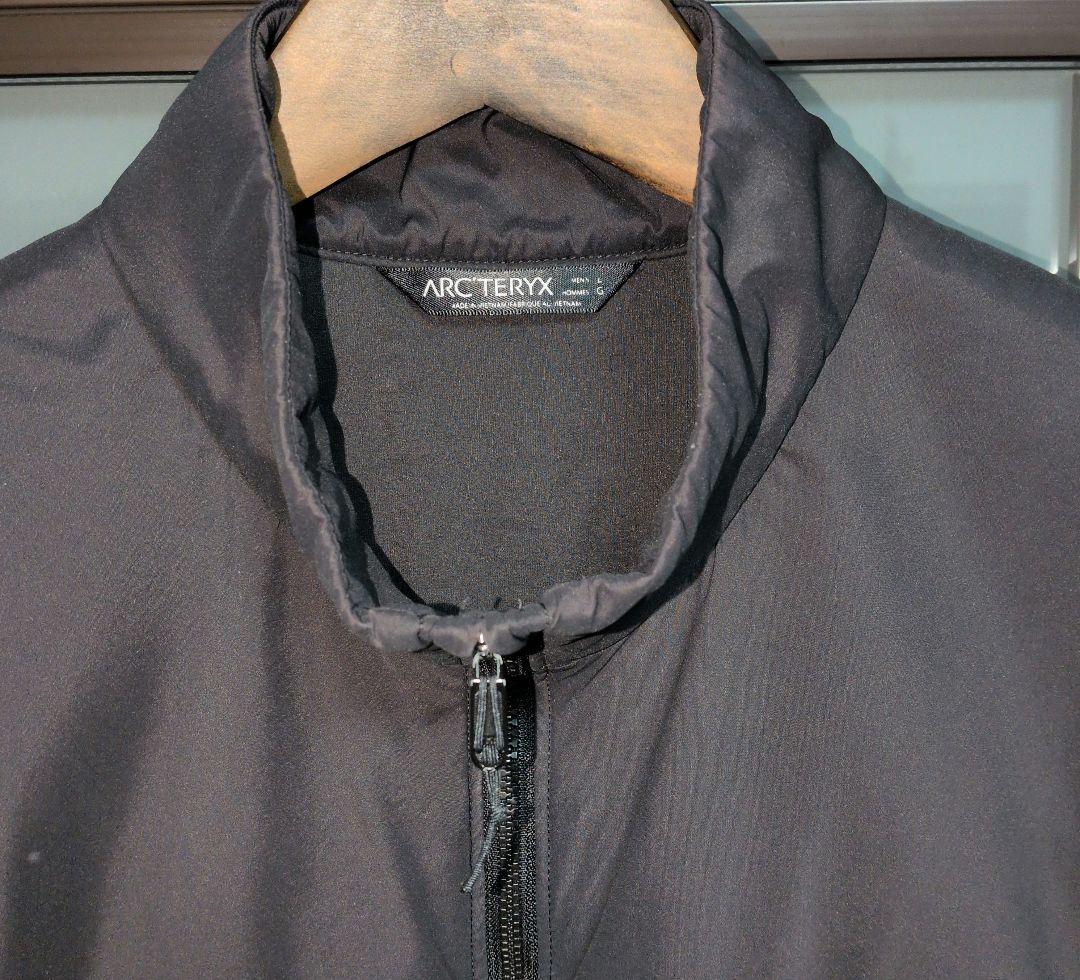 Arc'teryx 中綿ベスト ブラック　Ｌサイズ