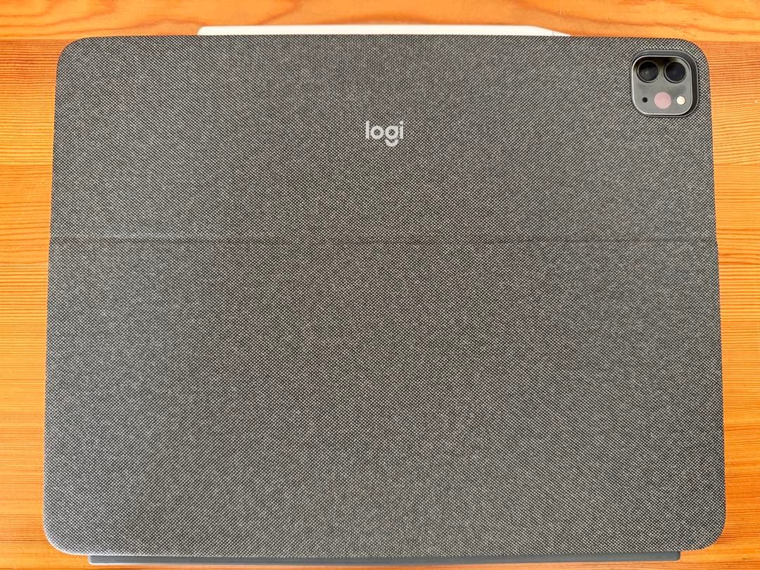 iPad Pro 12.9 第6世代 128GB Combo Touch