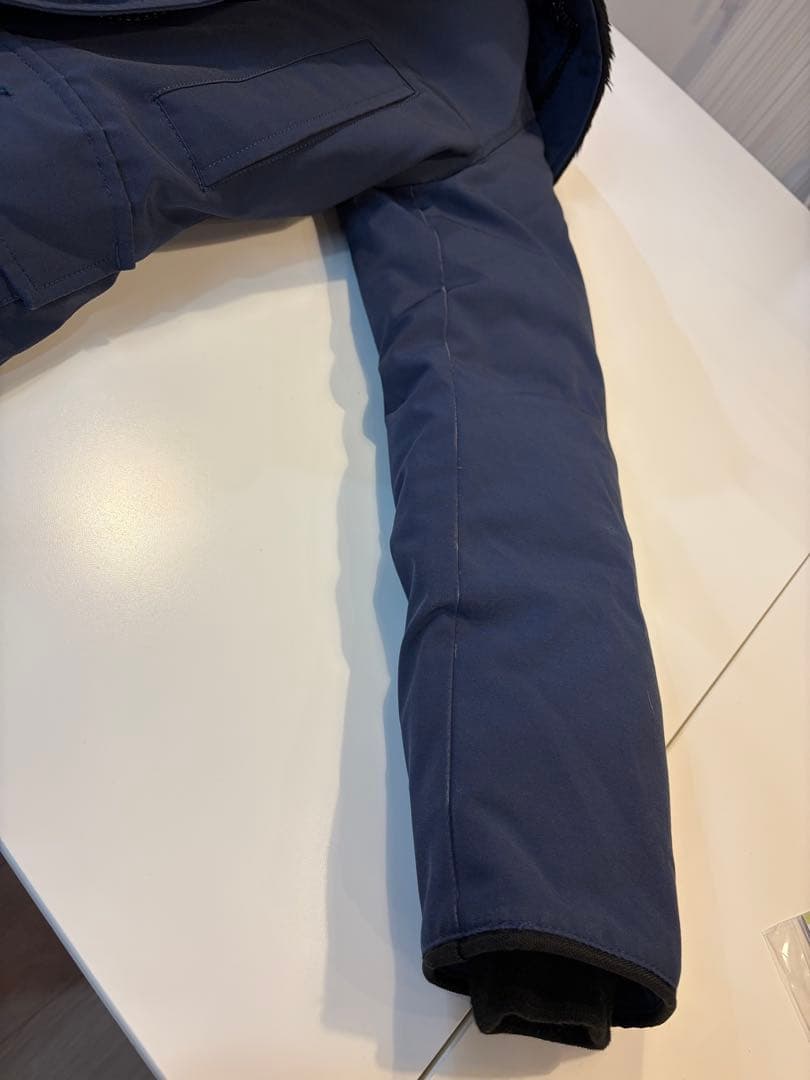 カナダグース ネイビー （紺）ダウンジャケット