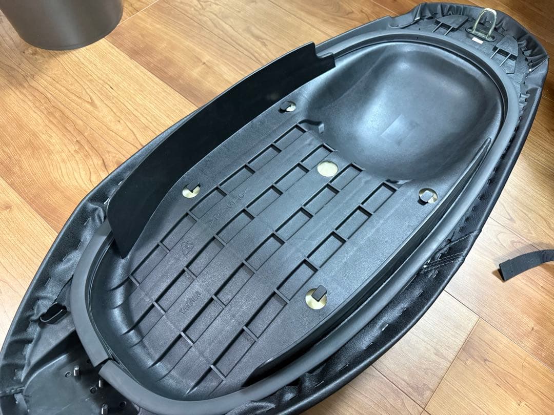 マジェスティS 純正シート【未使用品】