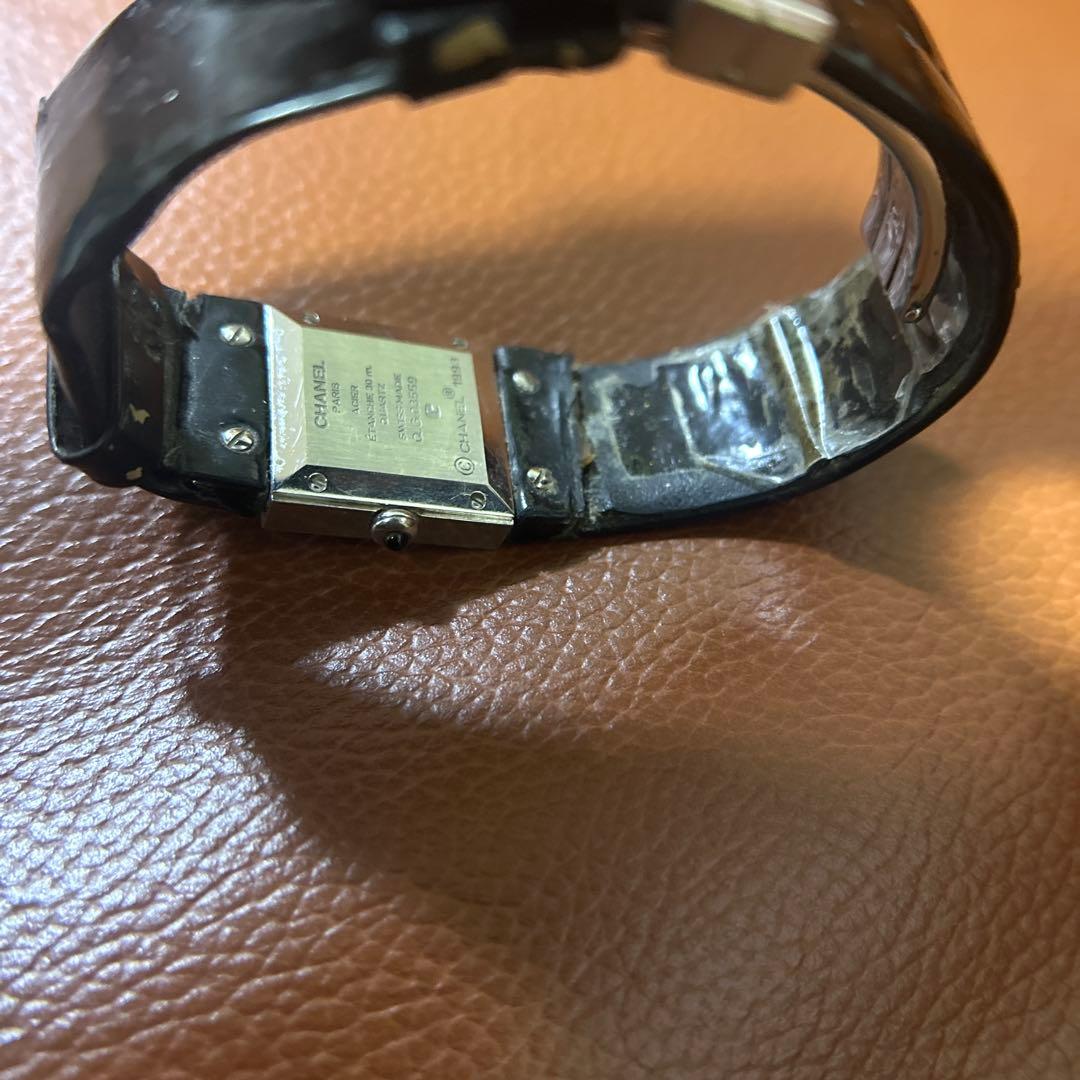 CHANEL ブラック腕時計