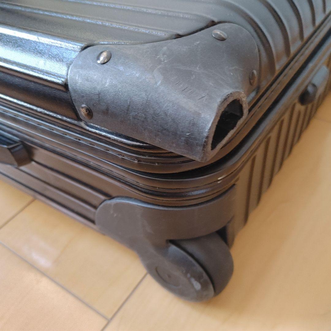 RIMOWA リモワ サルサ 機内持ち込み 2輪 キャリーケース 黒
