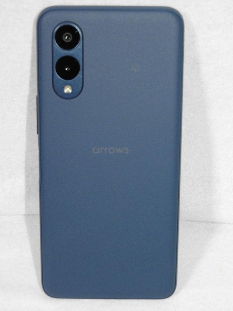 良品 FCNT arrows We2 F-52E ネイビーグリーン SIMフリー