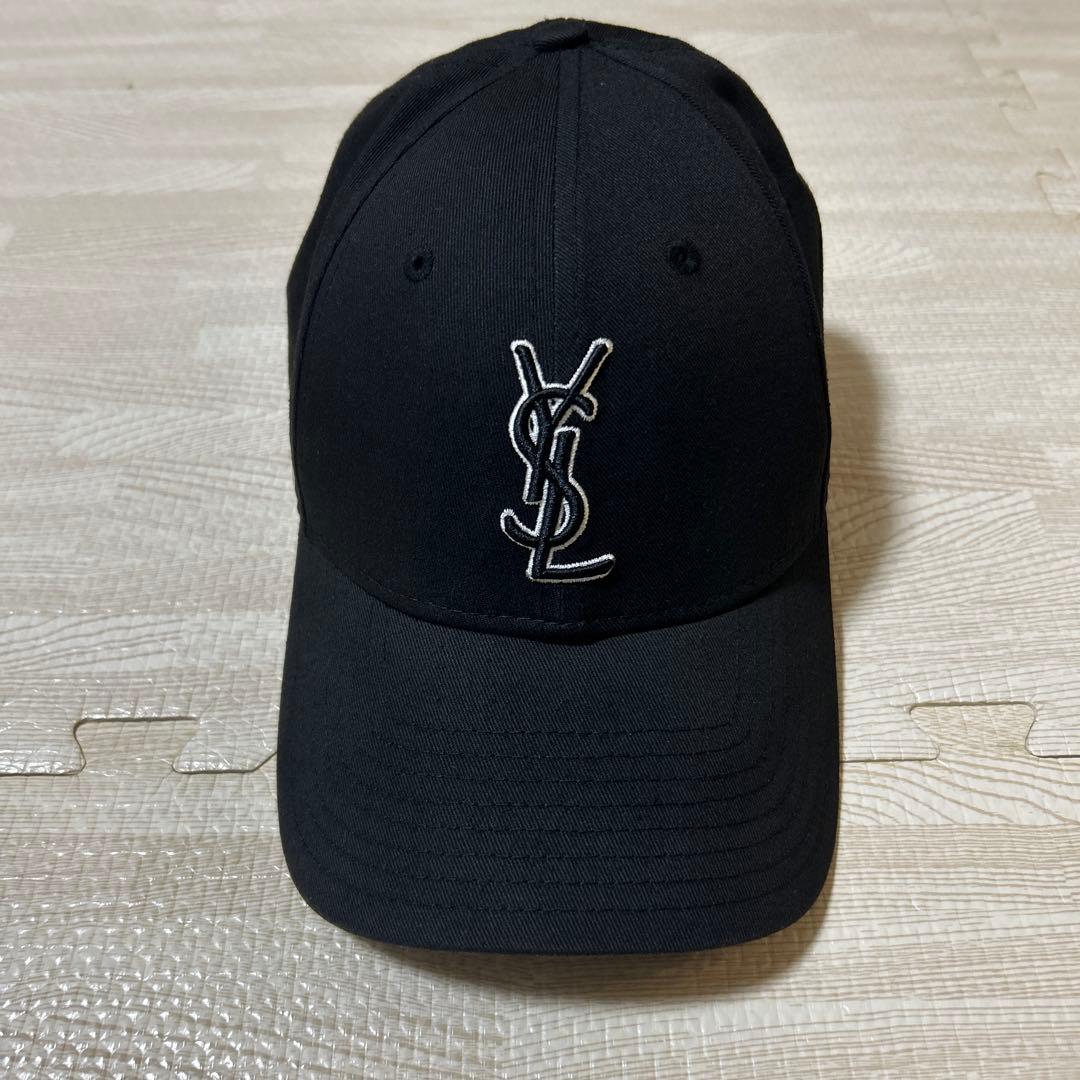 サンローランパリ　カサンドラロゴキャップ　ブラック　687687