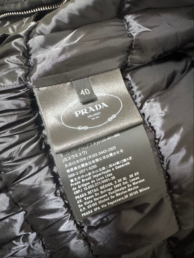 PRADA レディース　ダウンジャケット　40 黒　ブラック