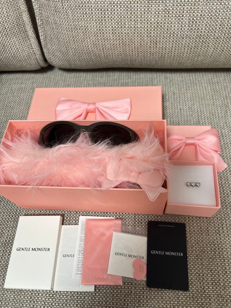 ⚠️最終値下げ【新品未使用】GENTLE MONSTER × JENNIEチャーム