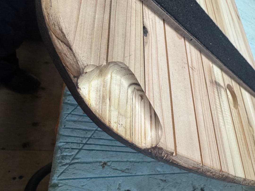 吸盤仕様完成！！　ハイエース　窓埋めパネル左右セット　人気のウォールナット