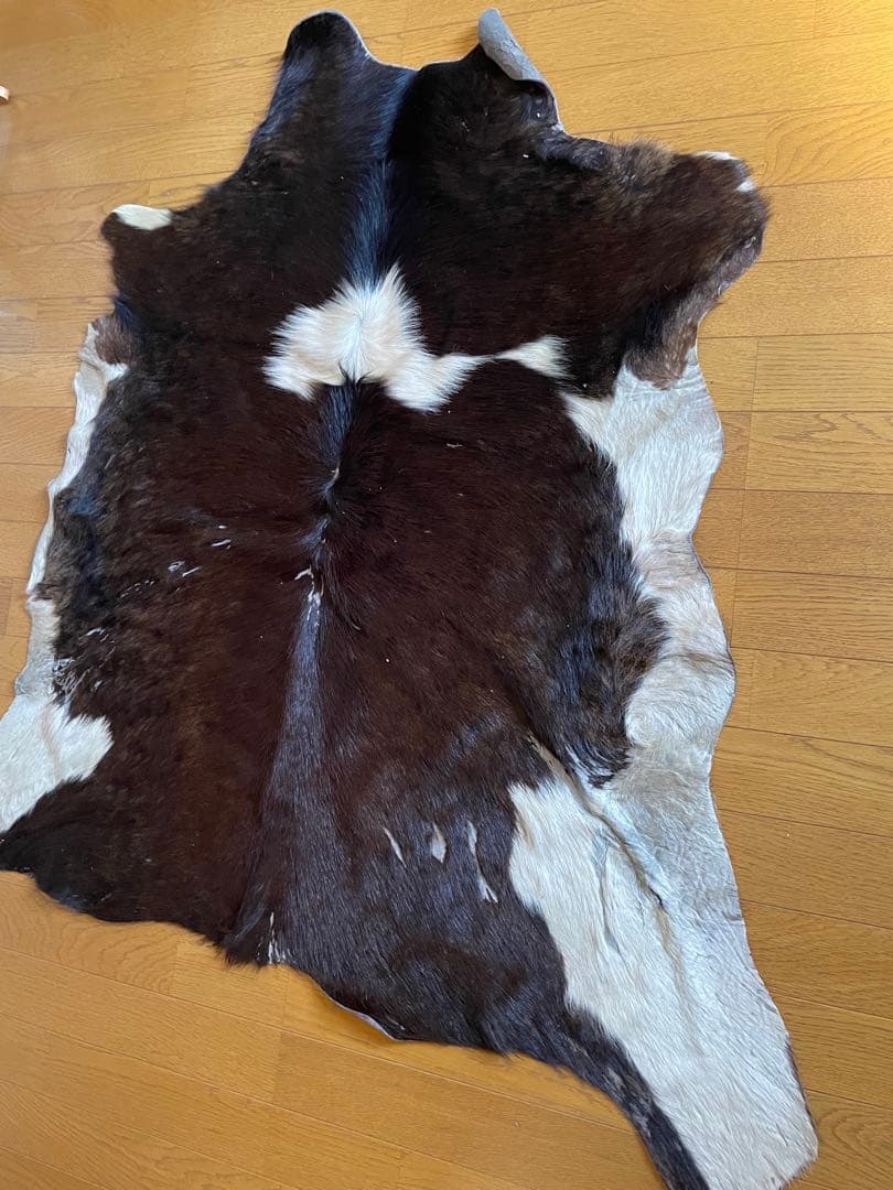 牛革ラグ ハラコラグブラウンホワイト 110cm x 107cm