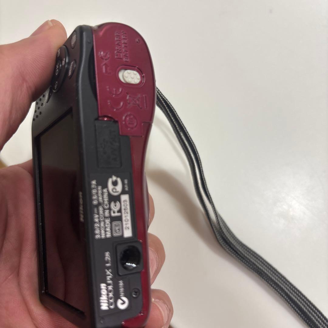 Nikon COOLPIX 赤 コンパクトデジタルカメラ