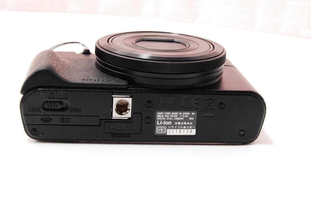 〓2020万画素〓SONY ソニー Cyber-shot RX100 コンデジ