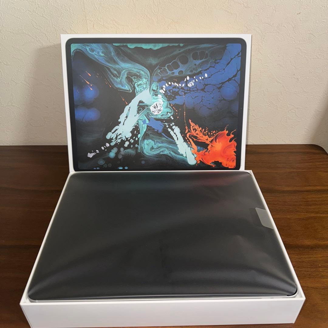 Peace 　iPad Pro + Magic Keyboard セット