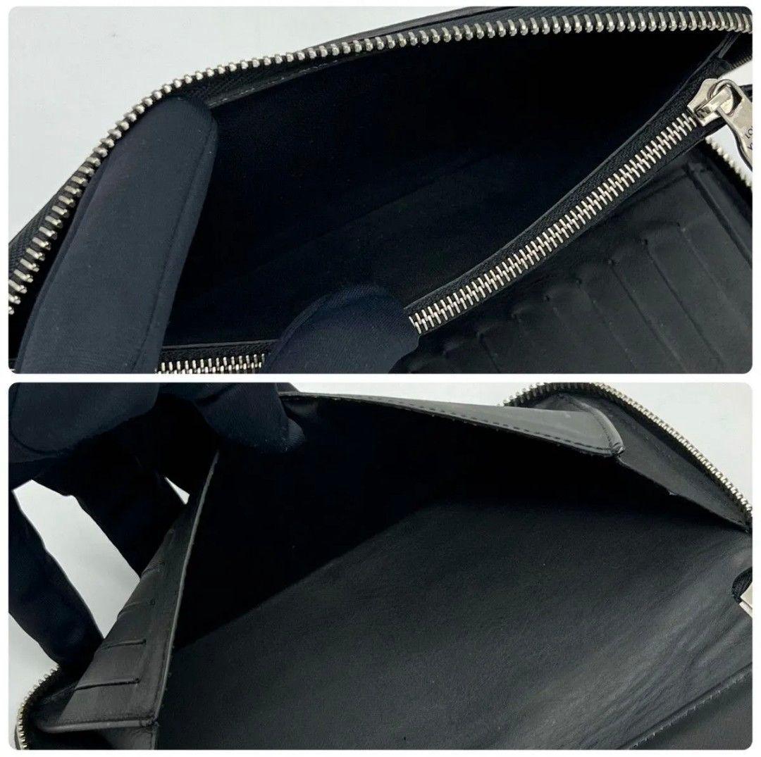 Louis Vuitton カウハイドレザー ヴェルティカル ジッピーウォレット