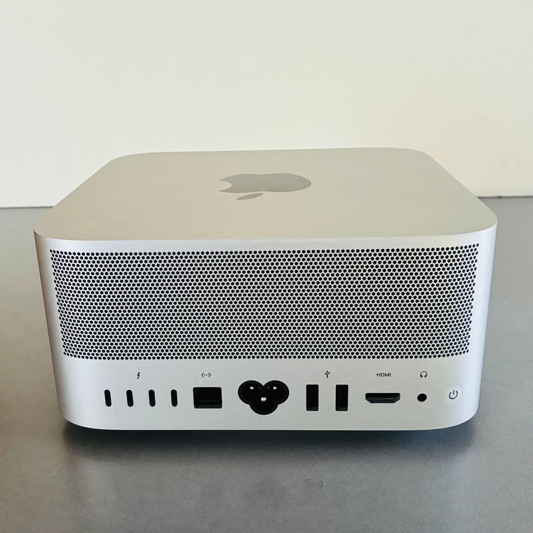 Apple Mac Studio M1 Max 64GBメモリ、1TB SSD