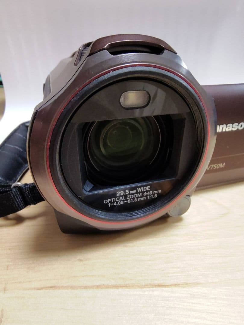 Panasonic HC-V750M ビデオカメラ ※液晶モニター不具合あり