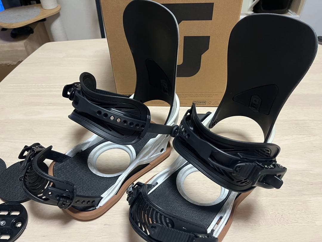 スノーボード Union Bindings Strata 25-26