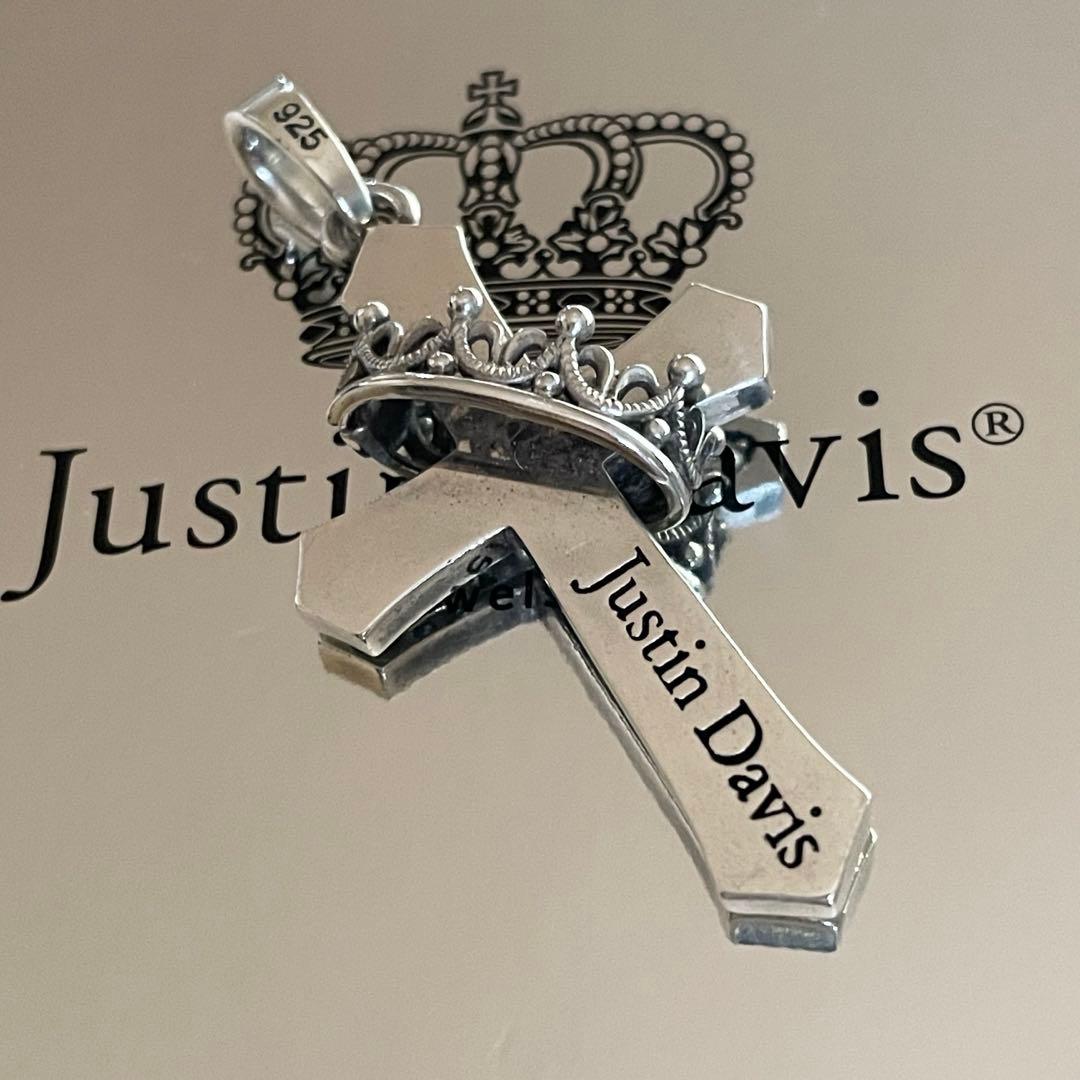 〖Justin Davis〗CROSS WITH CROWNペンダント