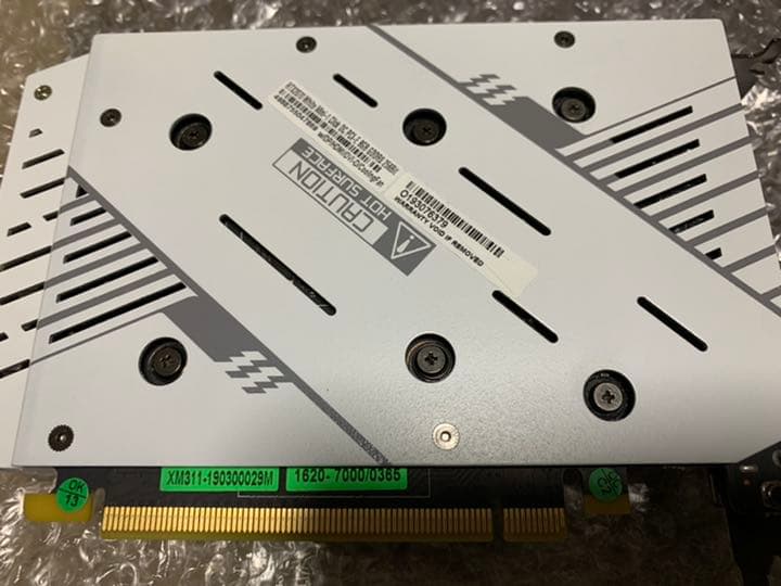 玄人志向 GK-RTX2070-E8GB/MINI white