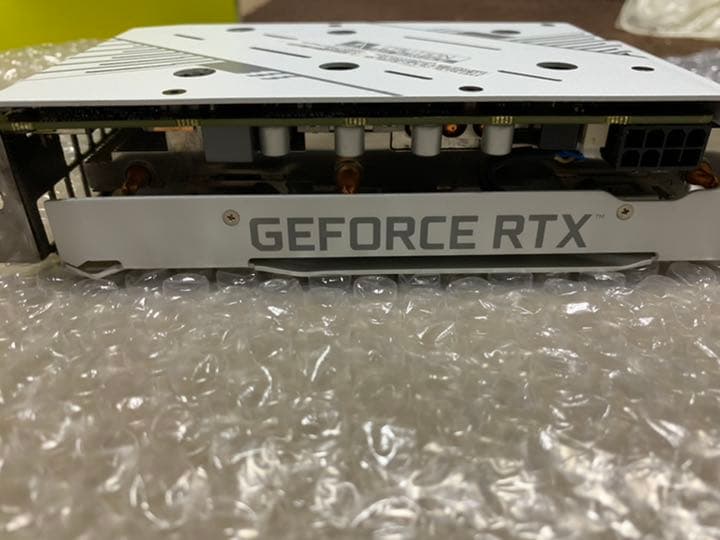 玄人志向 GK-RTX2070-E8GB/MINI white