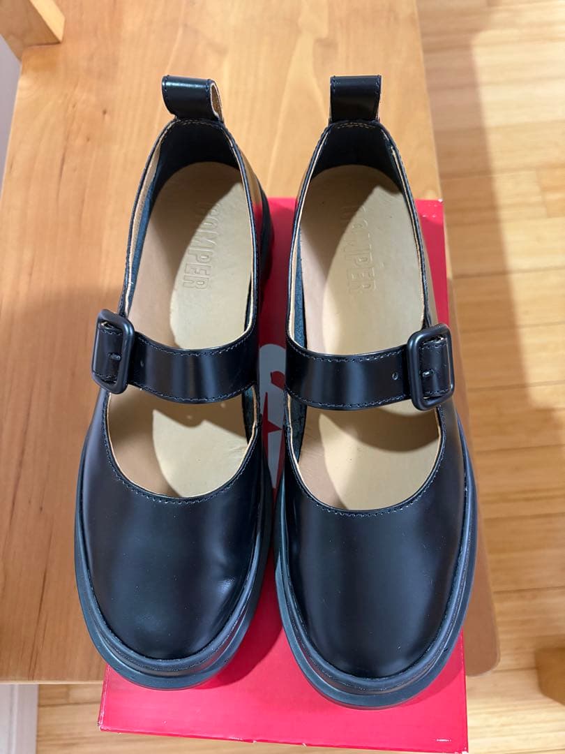 カンペール　ブルートゥス フラットシューズ