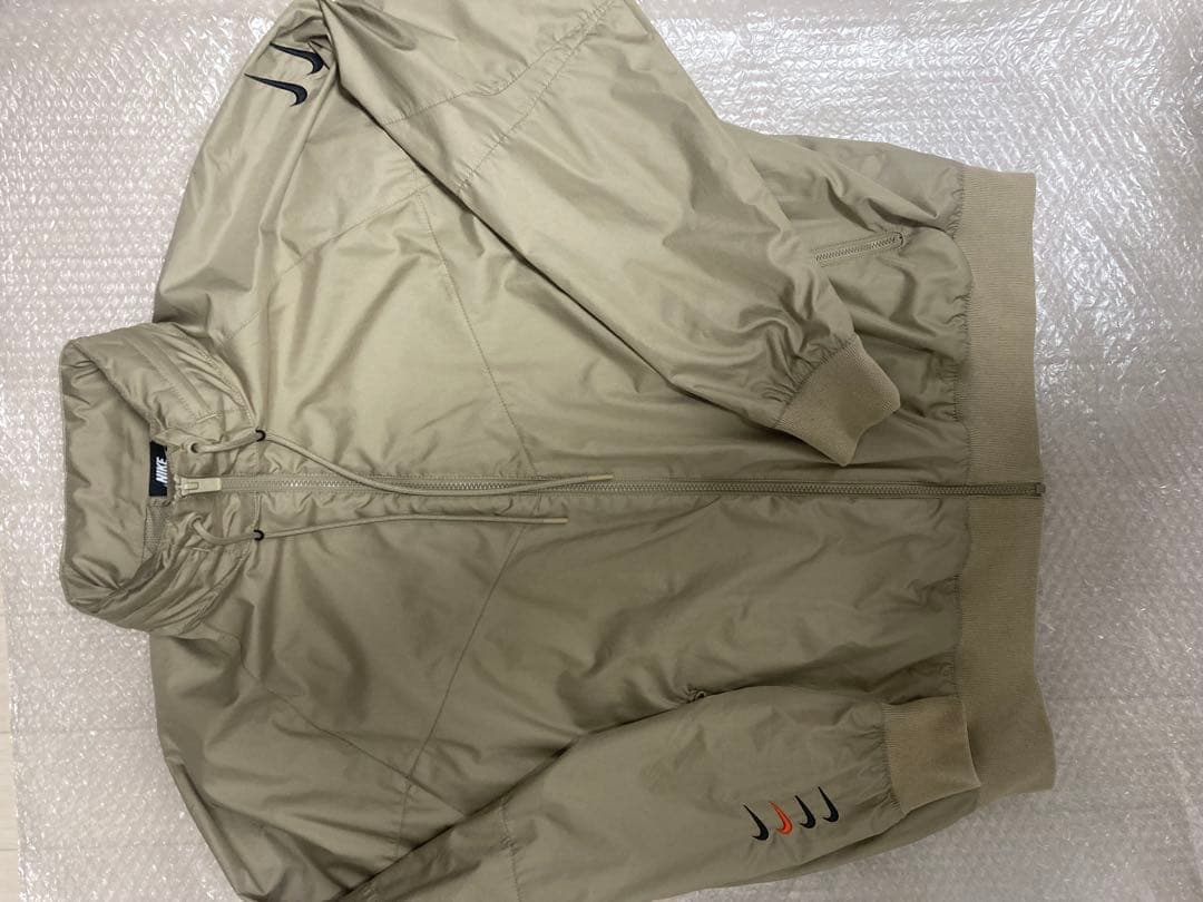 Nike ベージュ ジャケット パンツ セット
