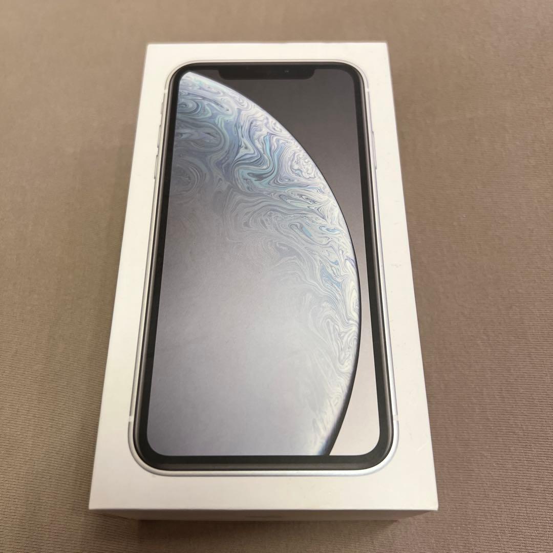 iPhone XR 64GB 本体　箱・付属品（一部）あり