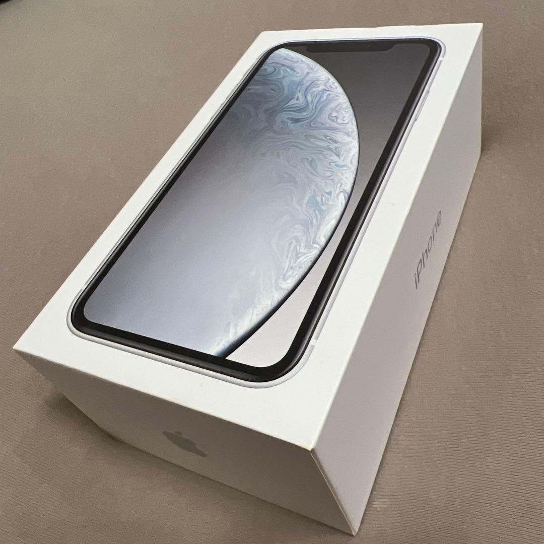 iPhone XR 64GB 本体　箱・付属品（一部）あり