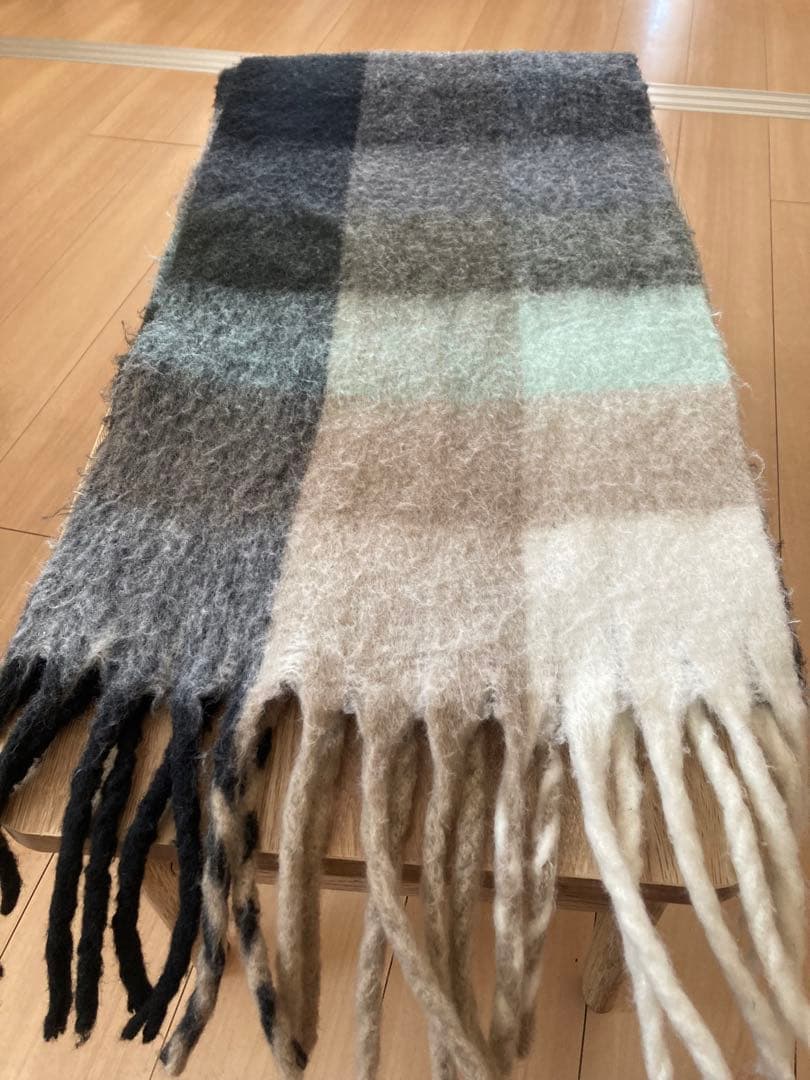 AcneStudios マフラー