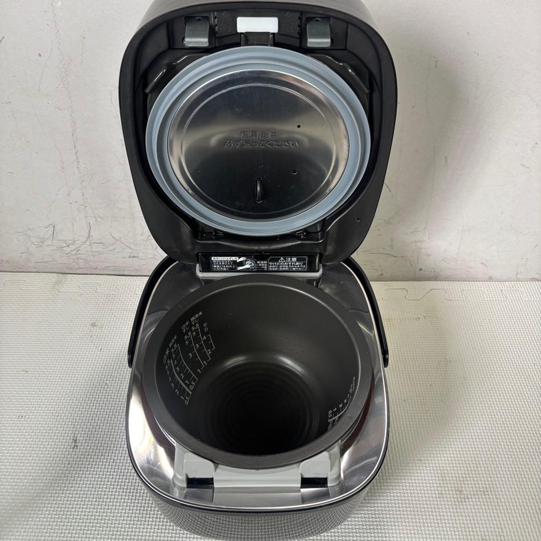 東芝　RC-10VST 真空圧力IHジャー炊飯器　2023年製