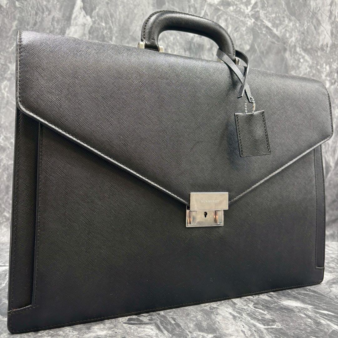 鍵付き美品 バーバリー サフィアーノレザー ブリーフケース ダレスバッグ 黒色