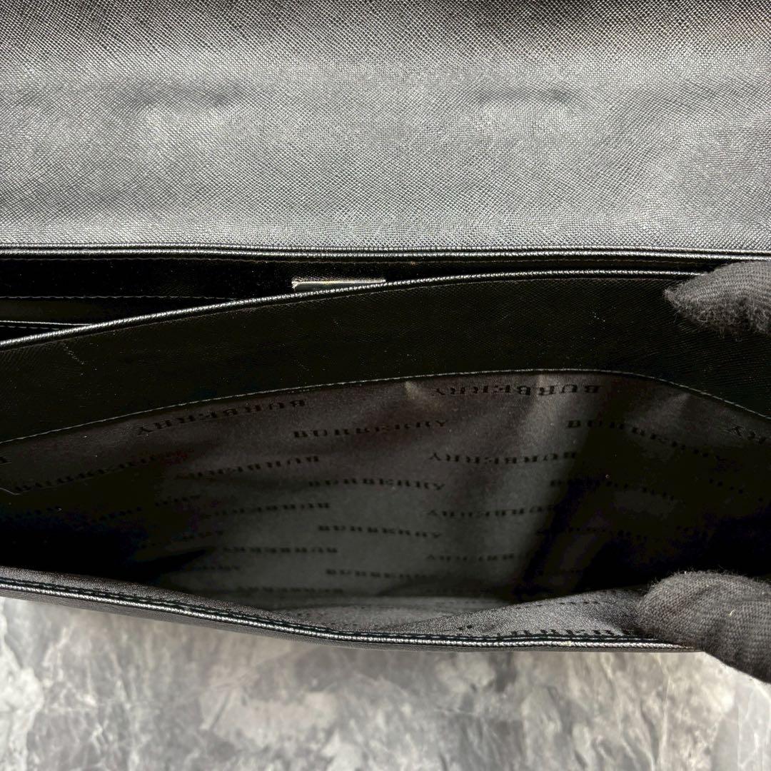 鍵付き美品 バーバリー サフィアーノレザー ブリーフケース ダレスバッグ 黒色