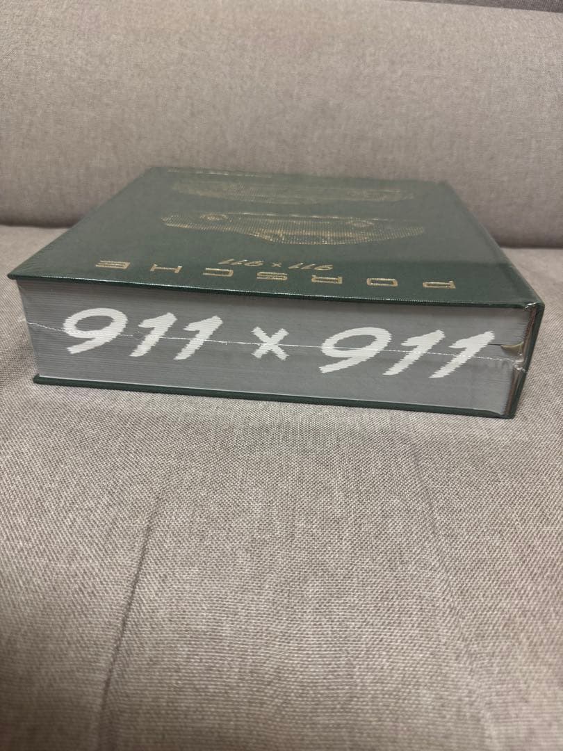 ポルシェミュージアム50周年記念911×911 限定本