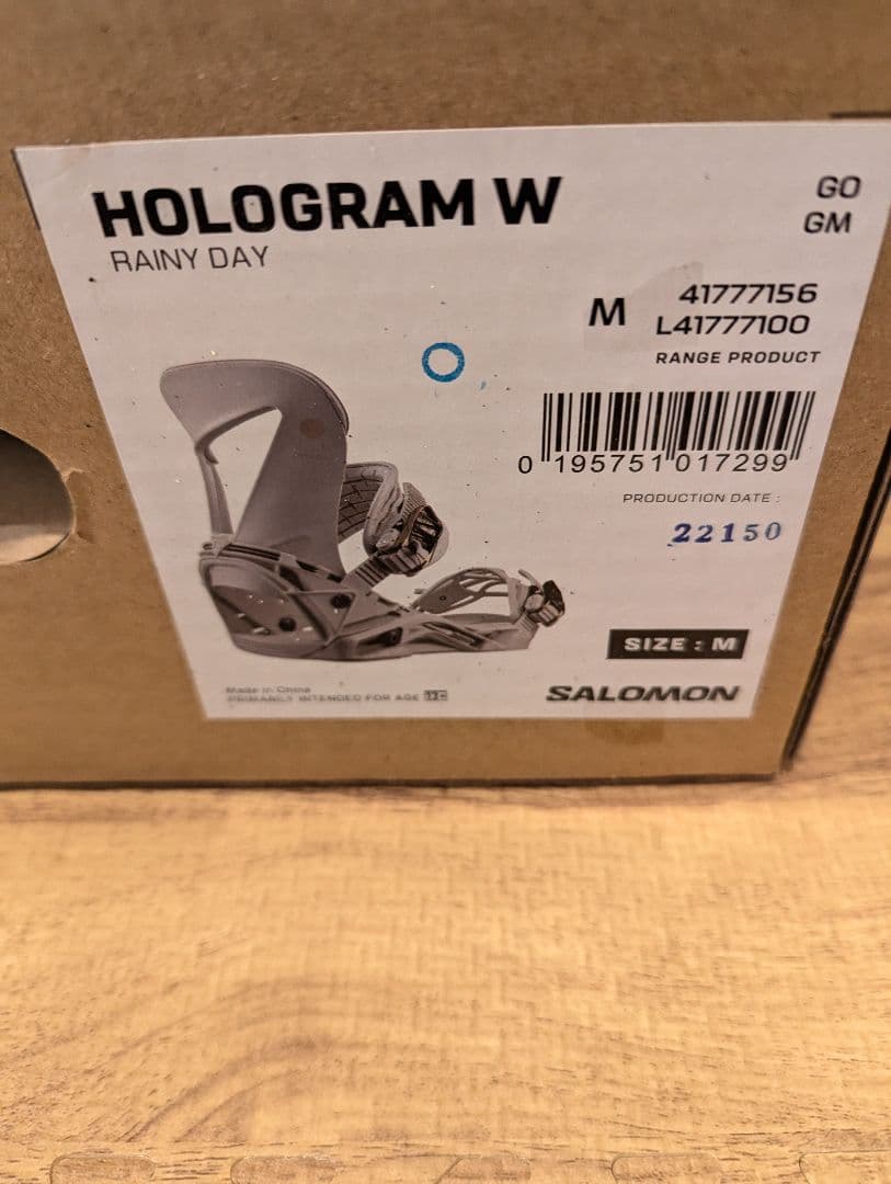 新品未使用　SALOMON サロモン　HOLOGRAM　ホログラム　サイズM