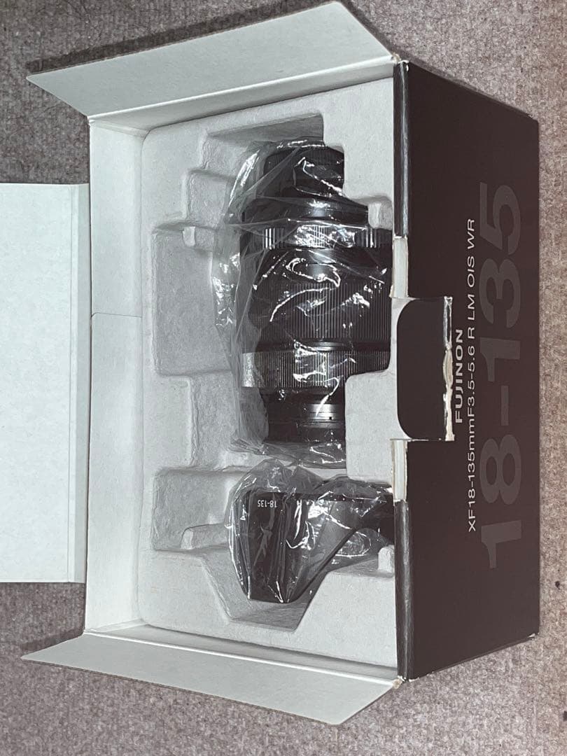 FUJIFILM XF18-135mm F3.5-5.6 WR ズームレンズ