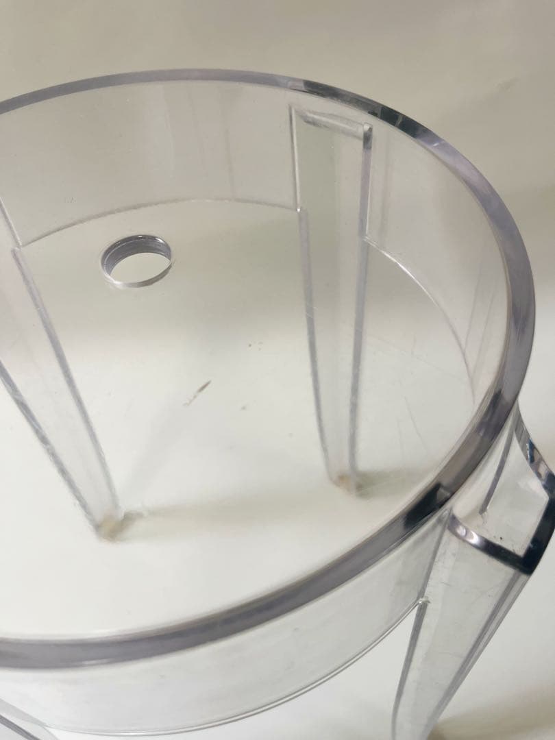 『Kartell 』カルテル　チャールズゴースト　ロースツー　ポストモダン