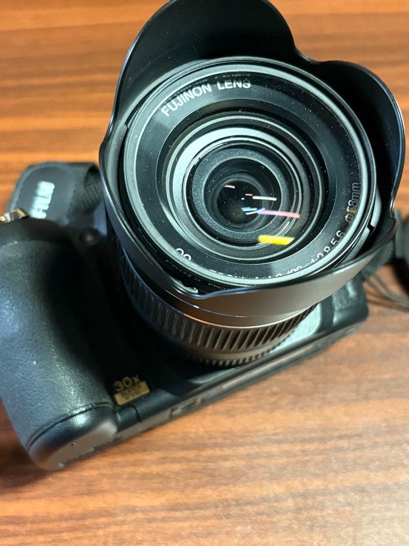 オマケ付　Fujifilm FinePix HS10デジタル一眼レフ 動作確認品