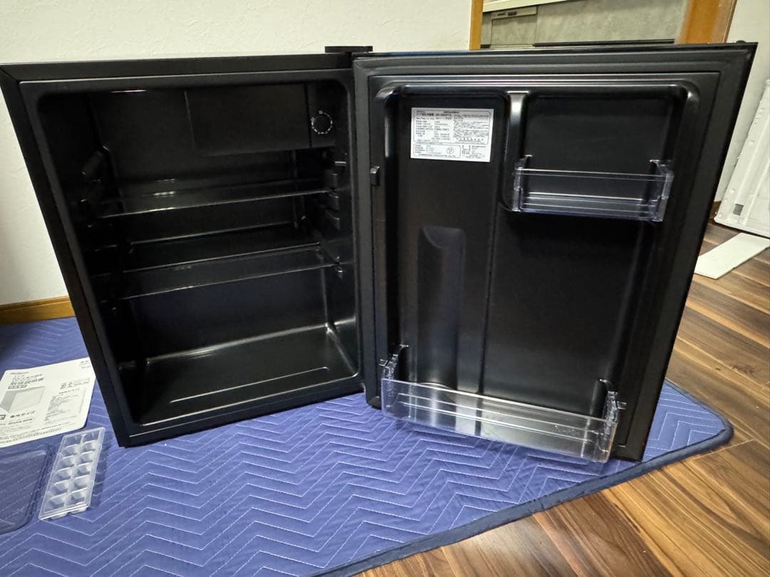 《展示品・未使用品》アビテラックス60L小型冷蔵庫　AR-SK601G 24年製