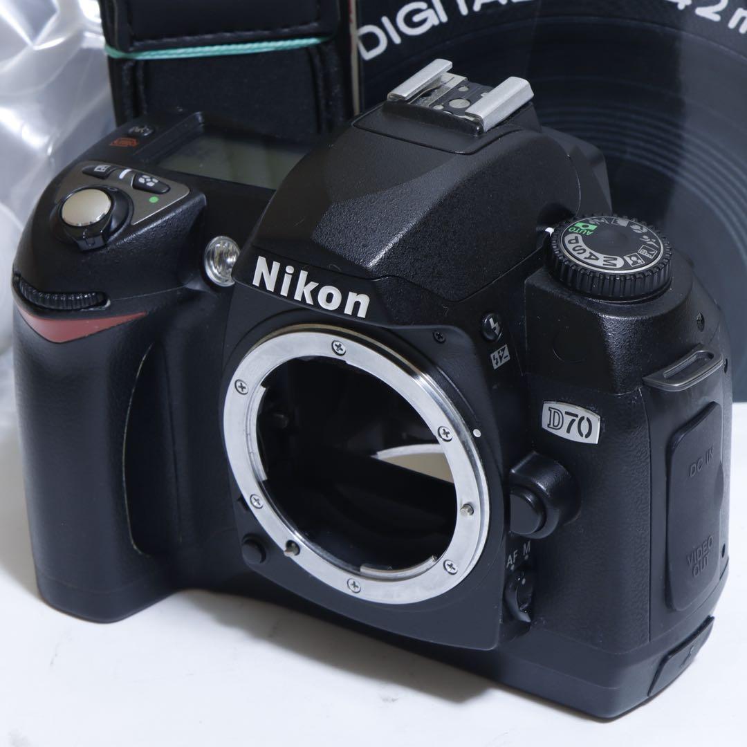 ☆コスパ最強☆定番機☆ Nikon D70セット♫ ☆