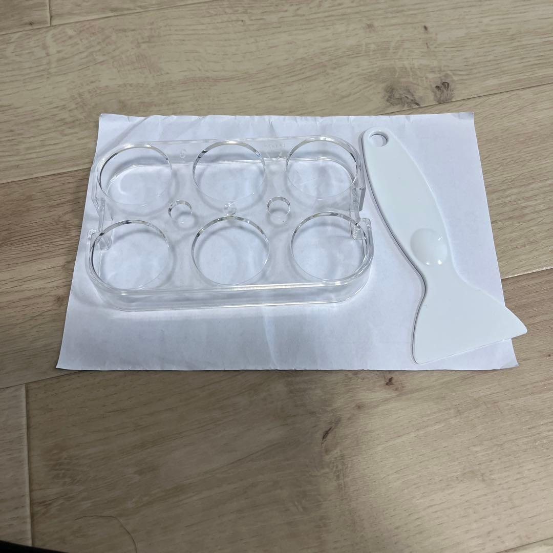 シルバー ミニ冷蔵庫 調整可能棚付き