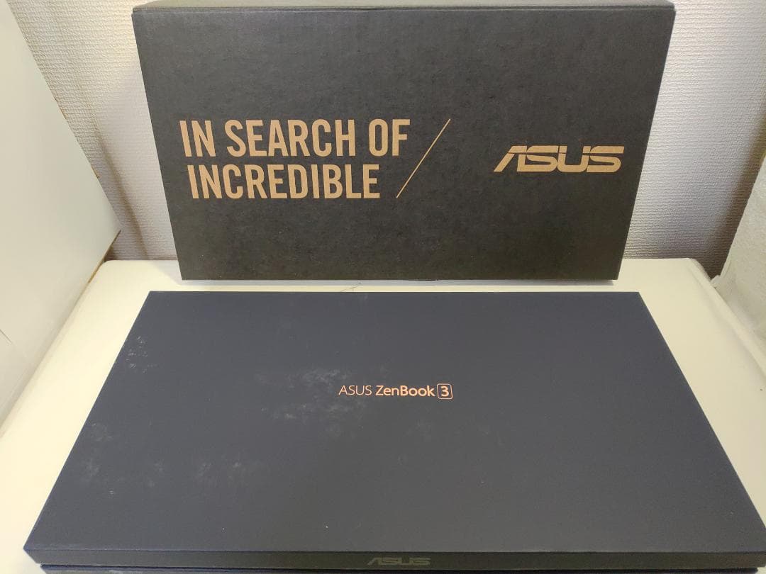 Windowsノート本体 ASUS ZenBook 3 UX390UA UX390UA-GS074T