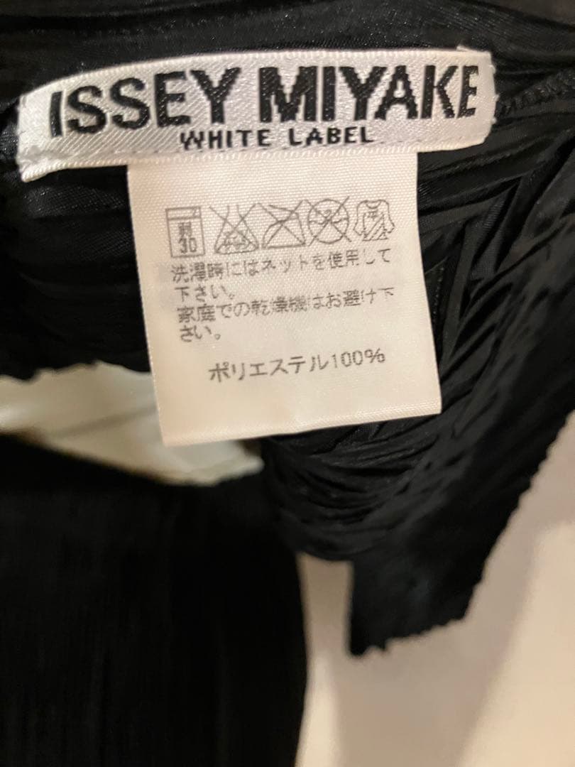 未使用　プリーツプリーズ　ブラック