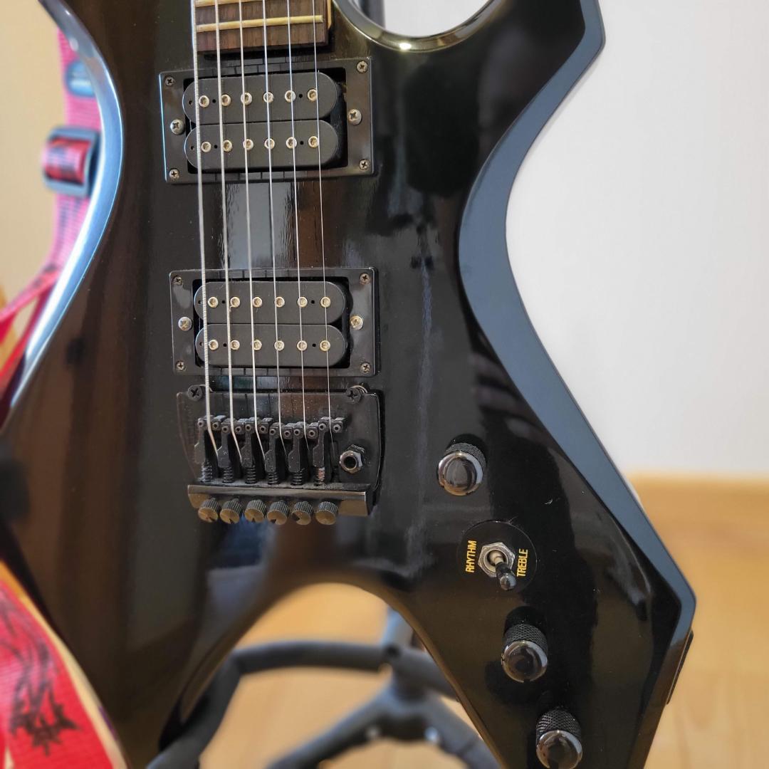 Samick メタル用　変形エレキギター　調整済み　ストラップ付き